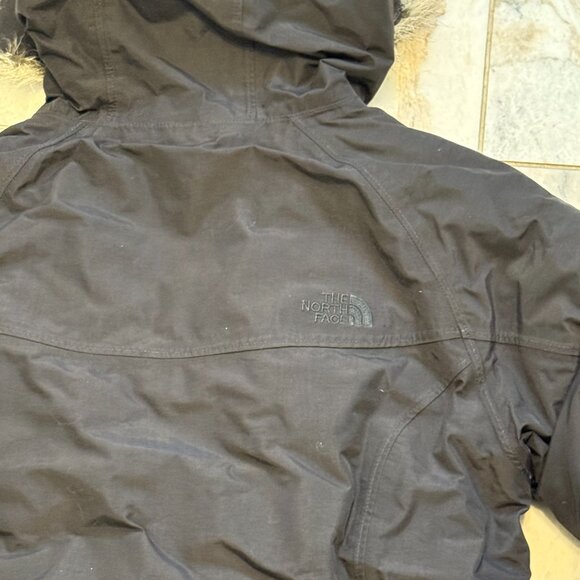 NEW The North Face women's medium Black Hyvent Arctic Parka Down Puffer coat - Picture 7 of 7